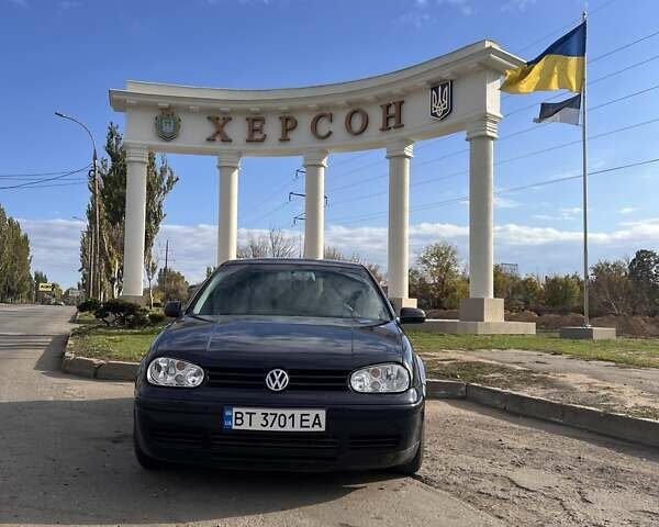 Синій Фольксваген Гольф, об'ємом двигуна 1.6 л та пробігом 257 тис. км за 4999 $, фото 1 на Automoto.ua