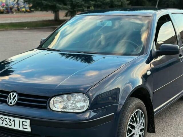 Синій Фольксваген Гольф, об'ємом двигуна 1.4 л та пробігом 250 тис. км за 3514 $, фото 1 на Automoto.ua