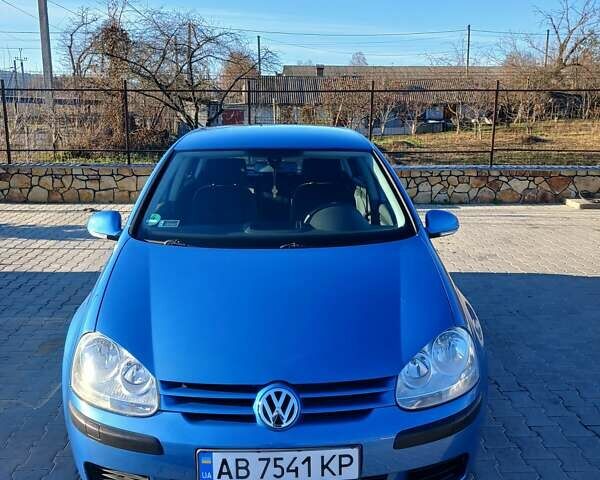 Синий Фольксваген Гольф, объемом двигателя 1.4 л и пробегом 197 тыс. км за 5000 $, фото 1 на Automoto.ua