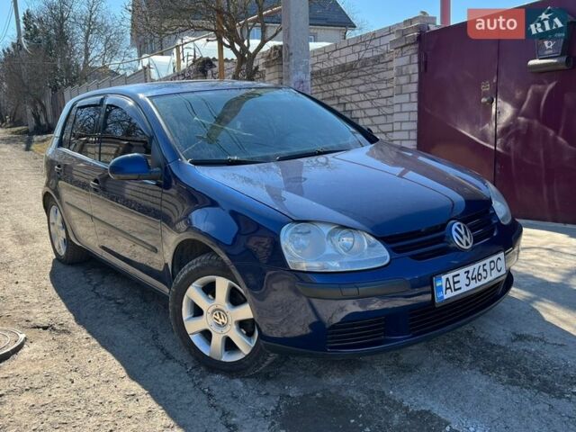 Синий Фольксваген Гольф, объемом двигателя 1.6 л и пробегом 241 тыс. км за 5000 $, фото 1 на Automoto.ua