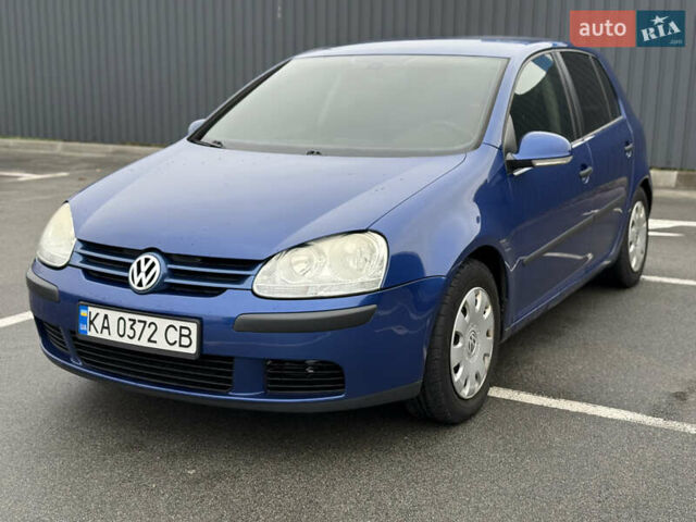 Синий Фольксваген Гольф, объемом двигателя 1.6 л и пробегом 322 тыс. км за 4750 $, фото 1 на Automoto.ua