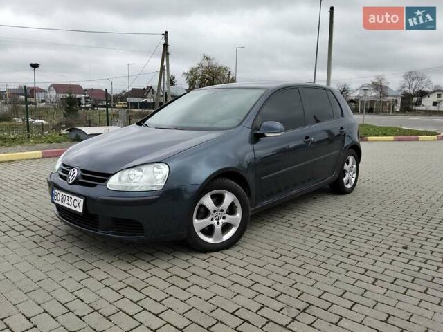 Синий Фольксваген Гольф, объемом двигателя 1.39 л и пробегом 217 тыс. км за 4750 $, фото 1 на Automoto.ua