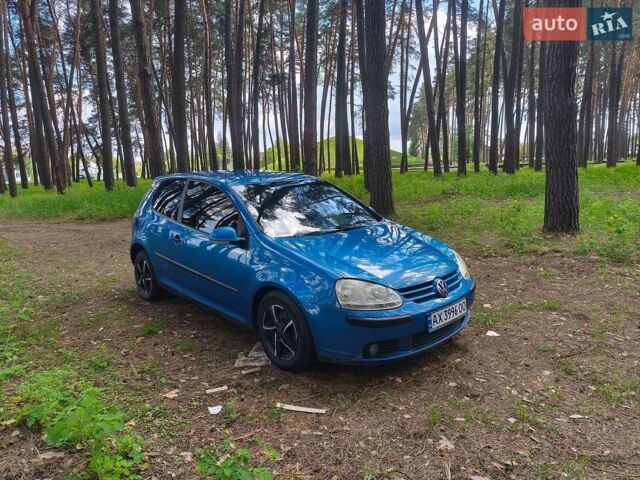 Синий Фольксваген Гольф, объемом двигателя 1.39 л и пробегом 355 тыс. км за 3850 $, фото 1 на Automoto.ua