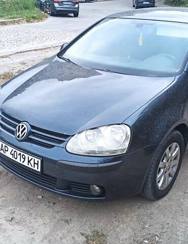 Синий Фольксваген Гольф, объемом двигателя 1.6 л и пробегом 212 тыс. км за 7000 $, фото 1 на Automoto.ua