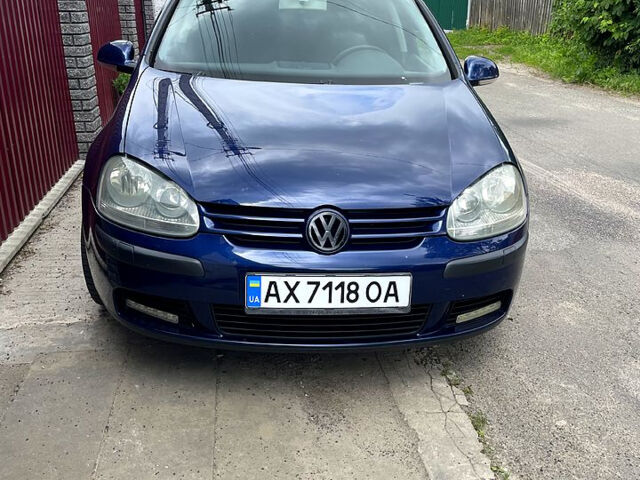 Фольксваген Гольф 2004 в Василькове на Automoto.ua Синий Фольксваген Гольф, объемом двигателя 1.6 л и пробегом 206 тыс. км за 4299 $, фото 1 на Automoto.ua