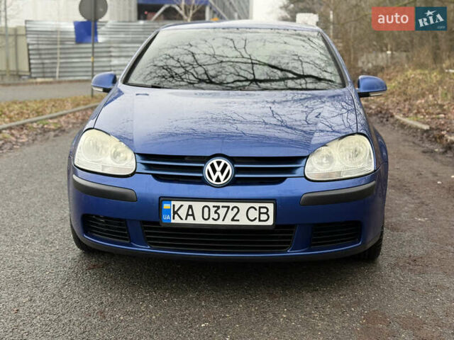 Синий Фольксваген Гольф, объемом двигателя 1.6 л и пробегом 322 тыс. км за 4650 $, фото 1 на Automoto.ua