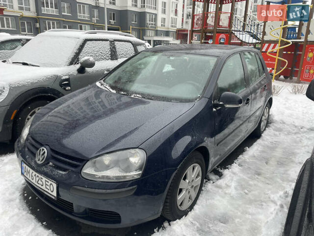 Синий Фольксваген Гольф, объемом двигателя 1.4 л и пробегом 237 тыс. км за 4999 $, фото 1 на Automoto.ua