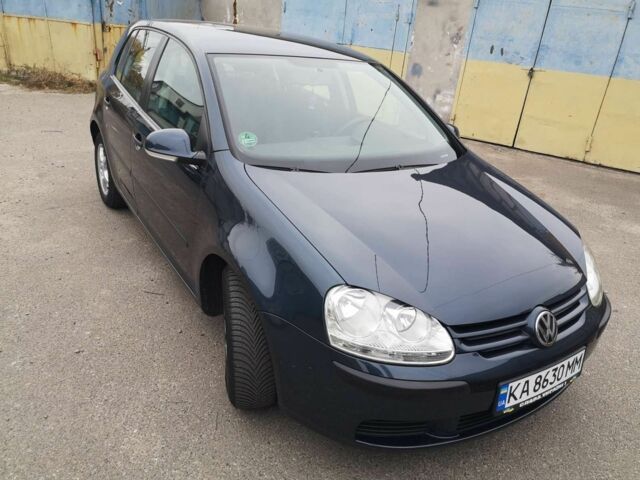 Синий Фольксваген Гольф, объемом двигателя 1.4 л и пробегом 259 тыс. км за 200600 $, фото 1 на Automoto.ua