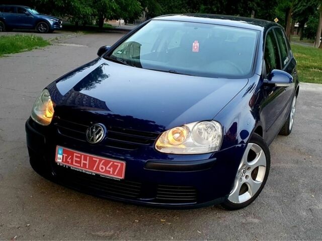Синий Фольксваген Гольф, объемом двигателя 1.4 л и пробегом 180 тыс. км за 5650 $, фото 1 на Automoto.ua
