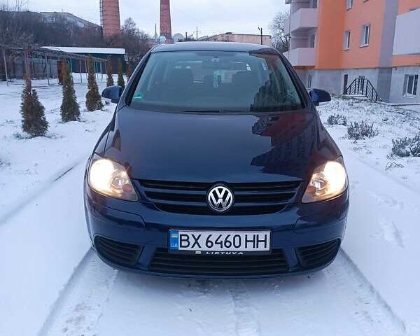 Синій Фольксваген Гольф, об'ємом двигуна 1.6 л та пробігом 286 тис. км за 5999 $, фото 1 на Automoto.ua