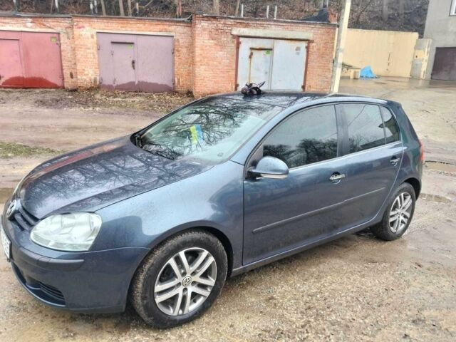 Синий Фольксваген Гольф, объемом двигателя 1.6 л и пробегом 252 тыс. км за 5450 $, фото 1 на Automoto.ua