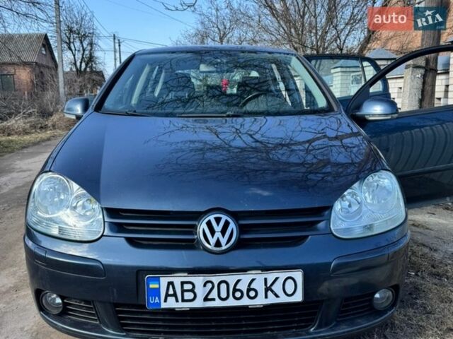 Синий Фольксваген Гольф, объемом двигателя 1.6 л и пробегом 228 тыс. км за 4950 $, фото 1 на Automoto.ua