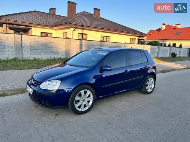 Синий Фольксваген Гольф, объемом двигателя 1.6 л и пробегом 174 тыс. км за 4800 $, фото 1 на Automoto.ua