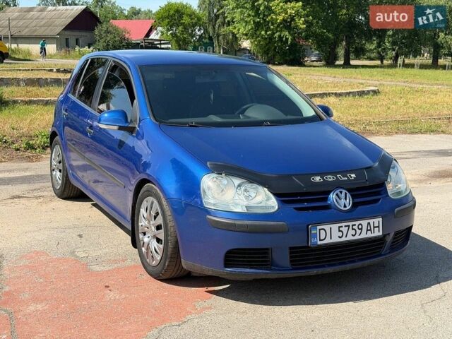 Синий Фольксваген Гольф, объемом двигателя 1.6 л и пробегом 220 тыс. км за 5500 $, фото 1 на Automoto.ua