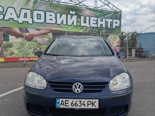 Синий Фольксваген Гольф, объемом двигателя 1.6 л и пробегом 294 тыс. км за 4300 $, фото 1 на Automoto.ua