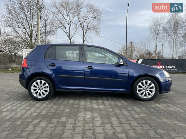 Синій Фольксваген Гольф, об'ємом двигуна 1.6 л та пробігом 243 тис. км за 4999 $, фото 1 на Automoto.ua