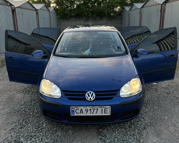 Синий Фольксваген Гольф, объемом двигателя 1.4 л и пробегом 221 тыс. км за 4400 $, фото 1 на Automoto.ua