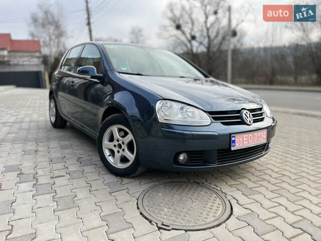 Синий Фольксваген Гольф, объемом двигателя 1.9 л и пробегом 187 тыс. км за 6000 $, фото 1 на Automoto.ua