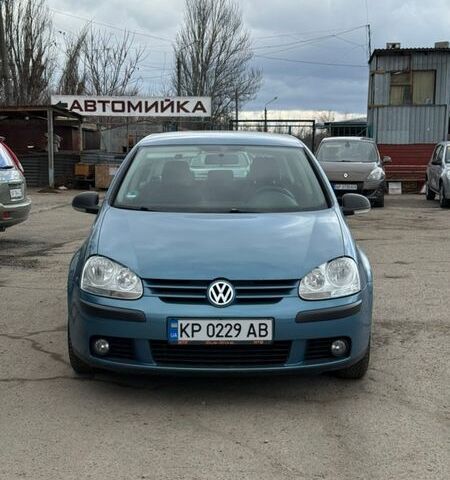 Синий Фольксваген Гольф, объемом двигателя 1.6 л и пробегом 244 тыс. км за 5799 $, фото 1 на Automoto.ua