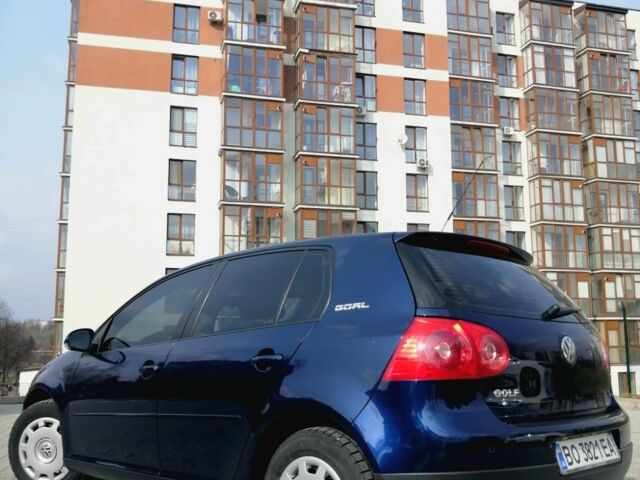 Синий Фольксваген Гольф, объемом двигателя 1.4 л и пробегом 149 тыс. км за 4750 $, фото 1 на Automoto.ua