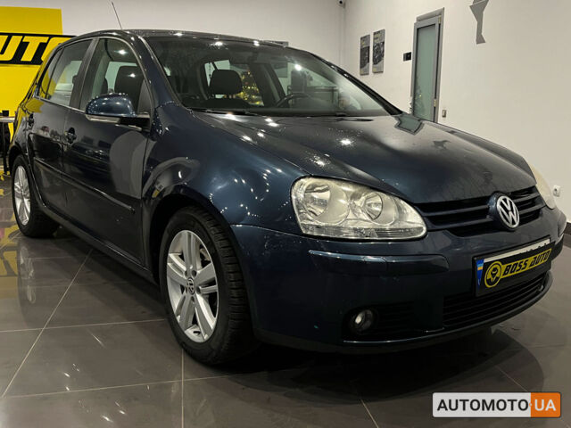 Синий Фольксваген Гольф, объемом двигателя 1.6 л и пробегом 230 тыс. км за 6000 $, фото 1 на Automoto.ua