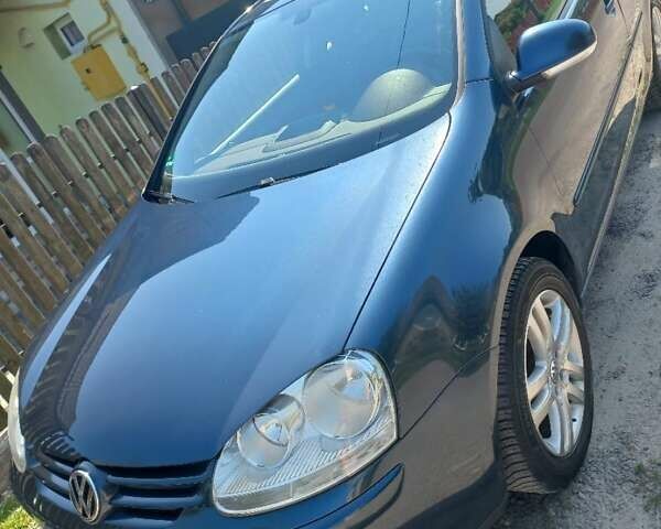 Синий Фольксваген Гольф, объемом двигателя 1.6 л и пробегом 232 тыс. км за 5200 $, фото 1 на Automoto.ua