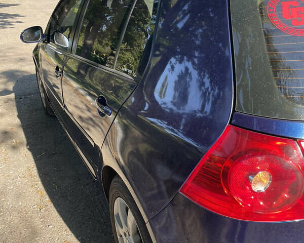 Синий Фольксваген Гольф, объемом двигателя 1.4 л и пробегом 260 тыс. км за 4900 $, фото 1 на Automoto.ua