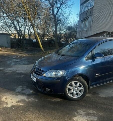 Синий Фольксваген Гольф, объемом двигателя 1.9 л и пробегом 227 тыс. км за 6400 $, фото 1 на Automoto.ua