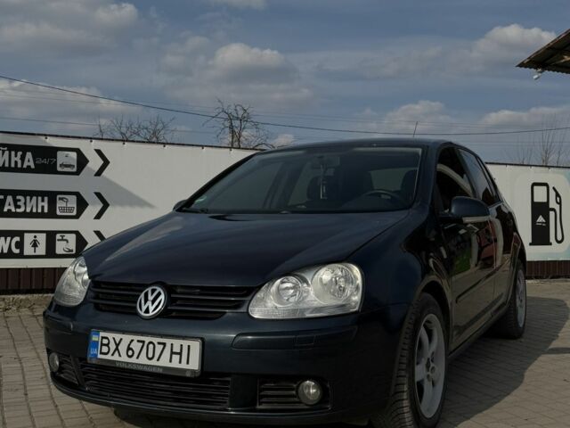 Синий Фольксваген Гольф, объемом двигателя 1.6 л и пробегом 230 тыс. км за 5100 $, фото 1 на Automoto.ua