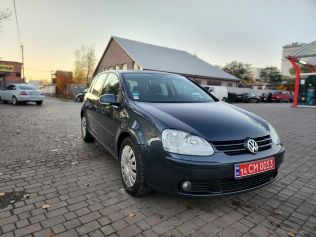 Синий Фольксваген Гольф, объемом двигателя 1.4 л и пробегом 240 тыс. км за 4599 $, фото 1 на Automoto.ua