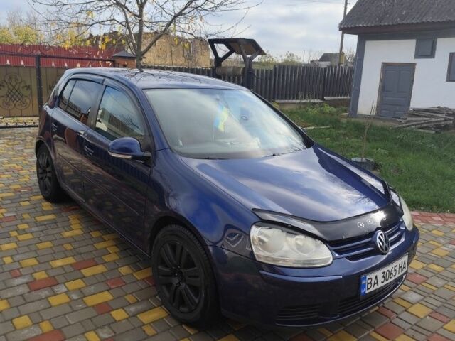 Синий Фольксваген Гольф, объемом двигателя 1.6 л и пробегом 209 тыс. км за 5700 $, фото 1 на Automoto.ua