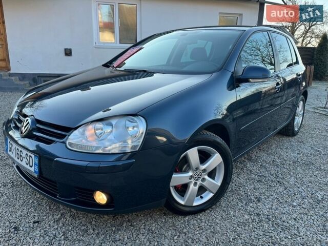 Синий Фольксваген Гольф, объемом двигателя 1.6 л и пробегом 200 тыс. км за 6650 $, фото 1 на Automoto.ua