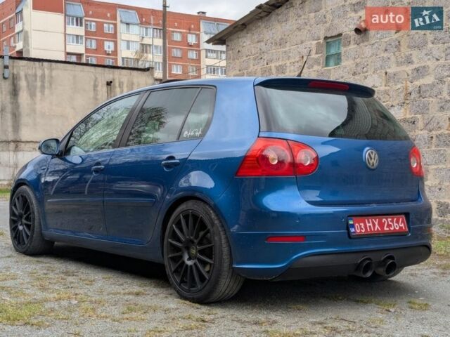Синий Фольксваген Гольф, объемом двигателя 1.6 л и пробегом 260 тыс. км за 5550 $, фото 1 на Automoto.ua