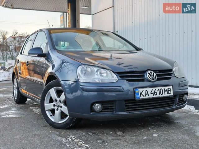 Синий Фольксваген Гольф, объемом двигателя 1.6 л и пробегом 192 тыс. км за 7099 $, фото 1 на Automoto.ua
