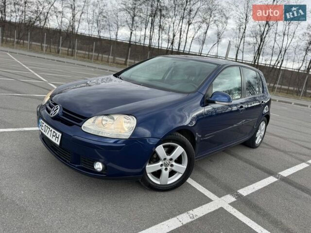 Синий Фольксваген Гольф, объемом двигателя 1.4 л и пробегом 220 тыс. км за 5500 $, фото 1 на Automoto.ua