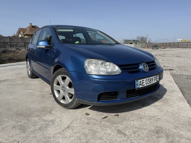 Синий Фольксваген Гольф, объемом двигателя 1.4 л и пробегом 249 тыс. км за 3900 $, фото 1 на Automoto.ua