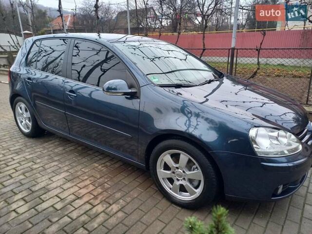 Синий Фольксваген Гольф, объемом двигателя 1.4 л и пробегом 204 тыс. км за 5799 $, фото 1 на Automoto.ua