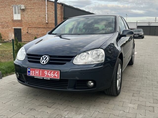 Синий Фольксваген Гольф, объемом двигателя 1.6 л и пробегом 250 тыс. км за 6450 $, фото 1 на Automoto.ua