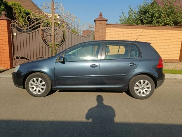 Фольксваген Гольф 2008 в Александрие на Automoto.ua Синий Фольксваген Гольф, объемом двигателя 0 л и пробегом 210 тыс. км за 6299 $, фото 1 на Automoto.ua