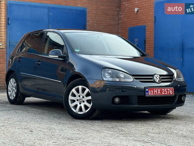Синій Фольксваген Гольф, об'ємом двигуна 1.6 л та пробігом 218 тис. км за 6699 $, фото 1 на Automoto.ua