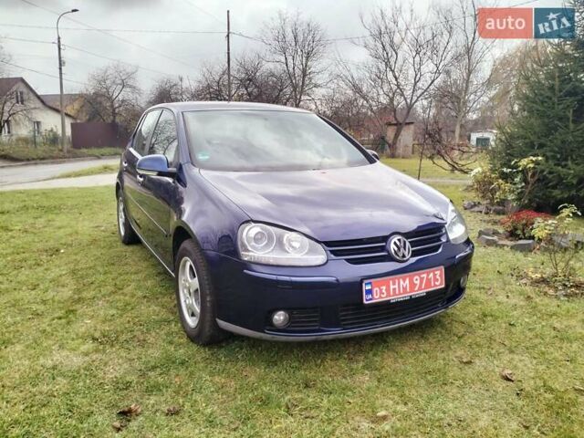 Синий Фольксваген Гольф, объемом двигателя 1.6 л и пробегом 231 тыс. км за 5700 $, фото 1 на Automoto.ua