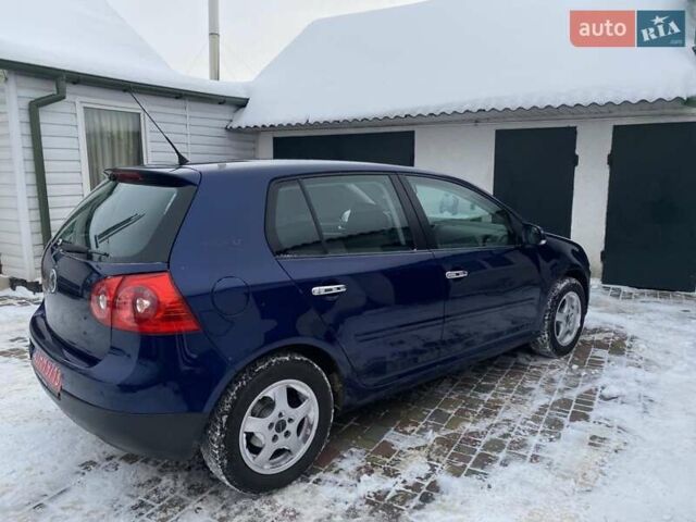 Синий Фольксваген Гольф, объемом двигателя 1.6 л и пробегом 232 тыс. км за 5700 $, фото 1 на Automoto.ua