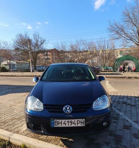 Синий Фольксваген Гольф, объемом двигателя 1.4 л и пробегом 204 тыс. км за 6600 $, фото 1 на Automoto.ua
