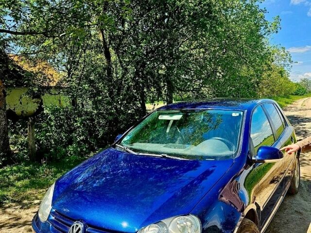 Синій Фольксваген Гольф, об'ємом двигуна 1.39 л та пробігом 256 тис. км за 6000 $, фото 1 на Automoto.ua