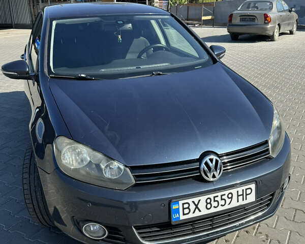 Синий Фольксваген Гольф, объемом двигателя 1.39 л и пробегом 280 тыс. км за 8000 $, фото 1 на Automoto.ua