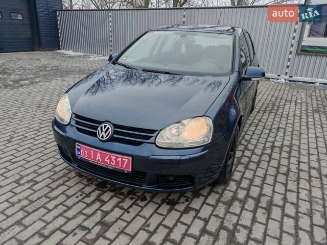 Синий Фольксваген Гольф, объемом двигателя 1.6 л и пробегом 270 тыс. км за 6300 $, фото 1 на Automoto.ua