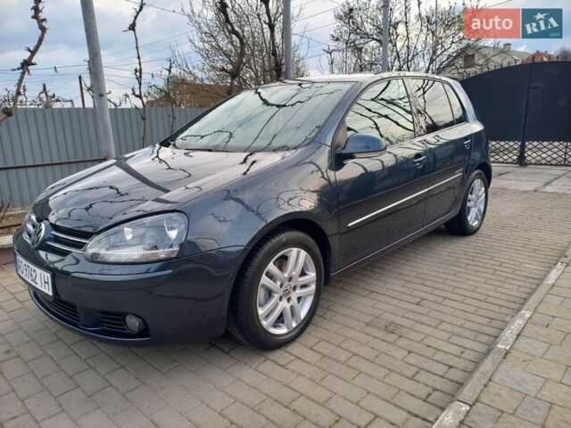 Синий Фольксваген Гольф, объемом двигателя 1.4 л и пробегом 220 тыс. км за 5950 $, фото 1 на Automoto.ua