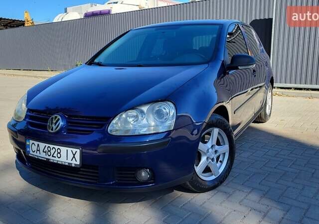 Синій Фольксваген Гольф, об'ємом двигуна 1.6 л та пробігом 330 тис. км за 6900 $, фото 1 на Automoto.ua