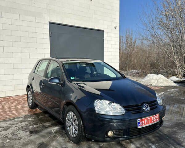 Синій Фольксваген Гольф, об'ємом двигуна 1.6 л та пробігом 220 тис. км за 6299 $, фото 1 на Automoto.ua