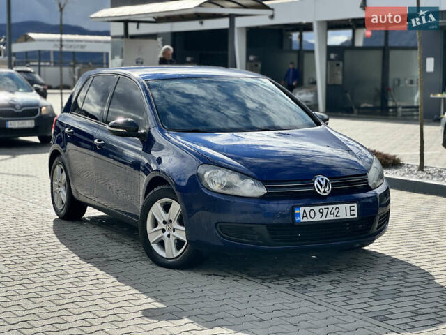 Синий Фольксваген Гольф, объемом двигателя 1.6 л и пробегом 244 тыс. км за 5800 $, фото 1 на Automoto.ua